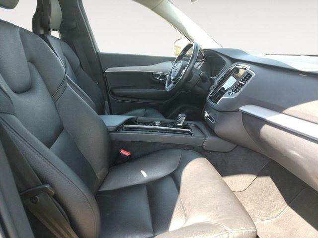 VOLVO XC90 B5 (d) AWD Geartronic 7 posti Momentum