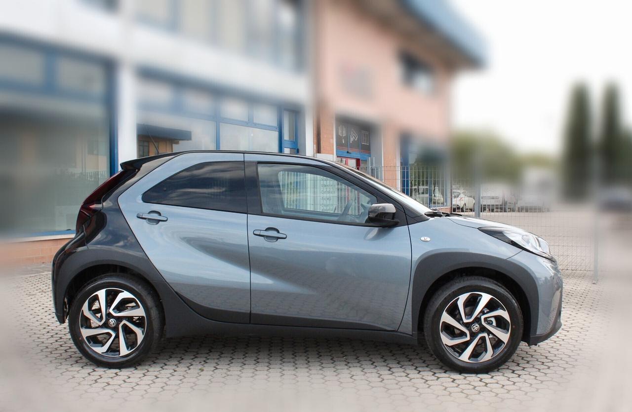 Toyota AygoX 1.0 VVT-i 72 CV 5p Trend-KM0