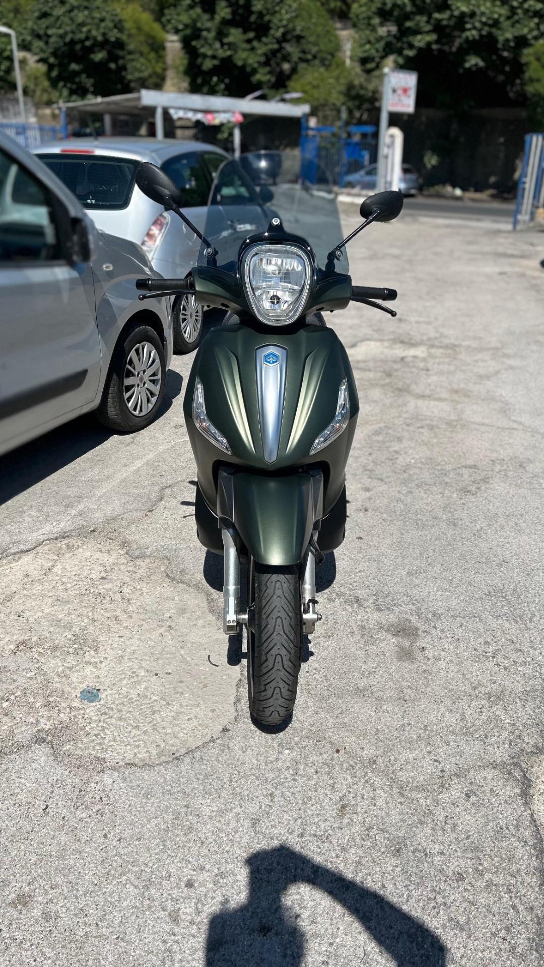 Piaggio Beverly 350