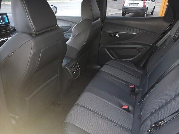 PEUGEOT 3008 1.5 BlueHDI 130 CV S&S EAT8 ALLURE PACK