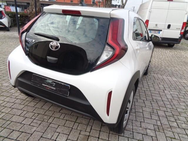 Toyota Aygo X 1.0 VVT-i 72 CV 5 porte Active S-CVT AUTOMATICA NO VINCOLO DI FINANZIAMENTO