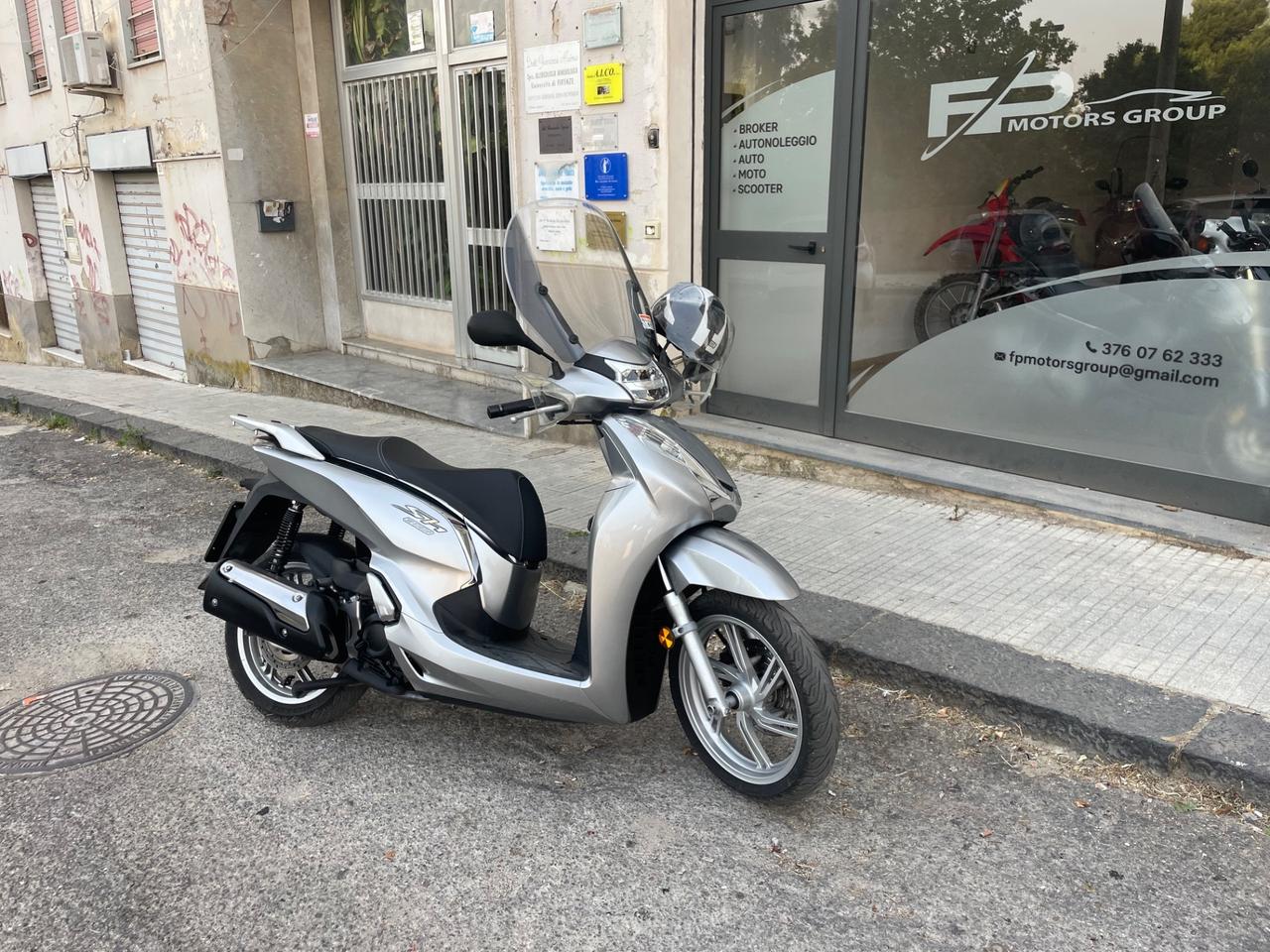 Honda SH 300 i