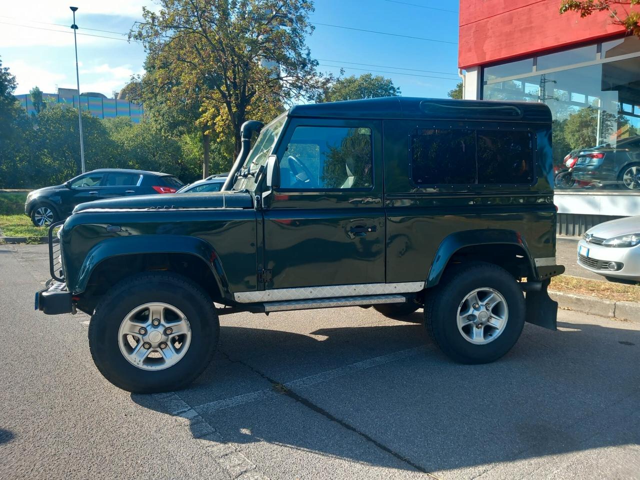 Land Rover Defender 90 2.5 td5 E