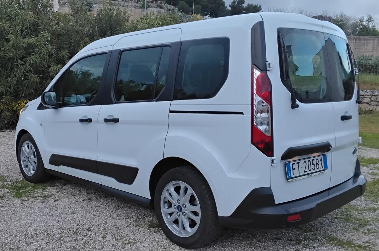 Ford Tourneo Connect Tourneo Connect 1.5 TDCi 120 CV Powershift Titanium