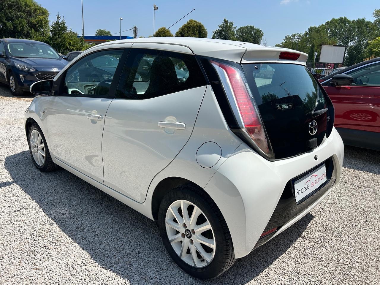 Toyota Aygo 1.0 *77000KM* X-WAVE FULL