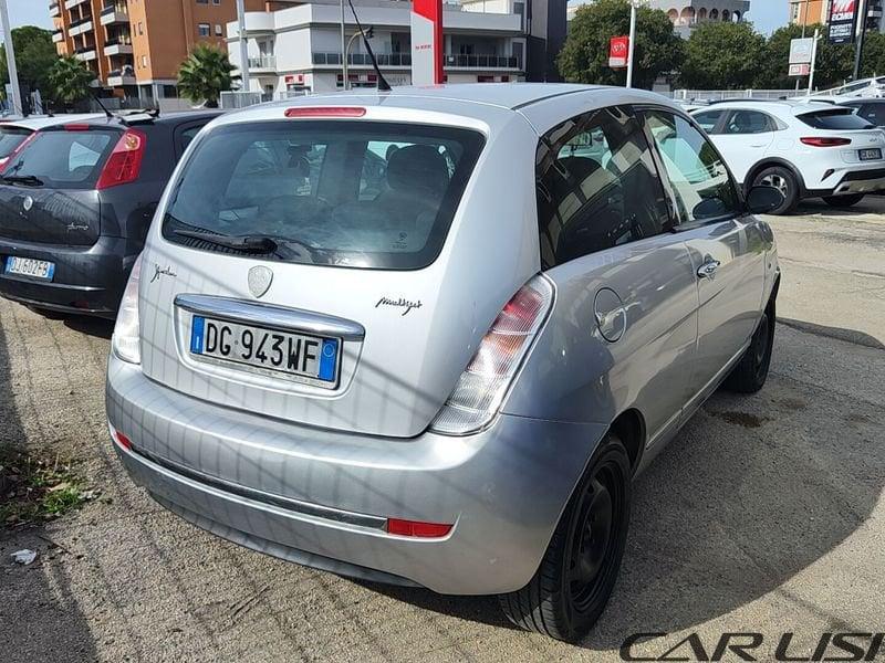 Lancia Ypsilon Ypsilon 1.3 MJT 75 CV Argento
