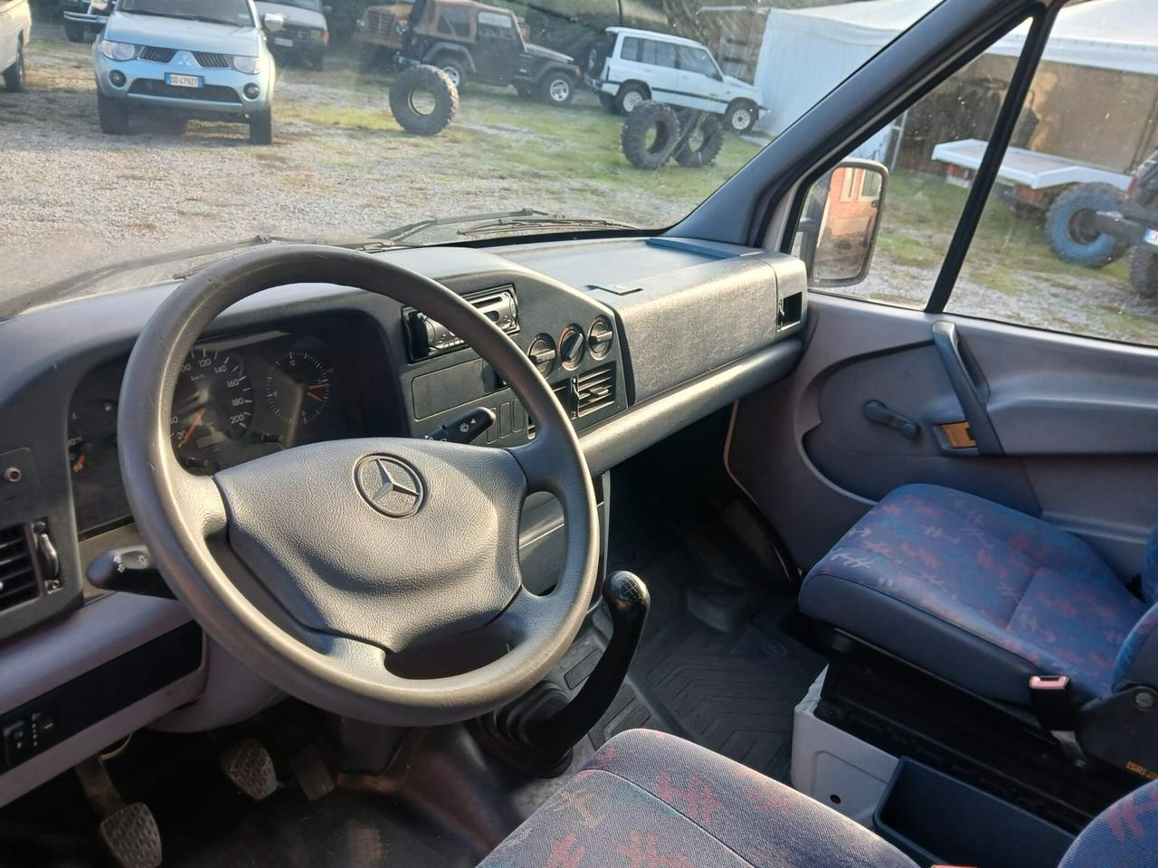 Mercedes-benz Sprinter K30/28 208 CDI cat Kombi