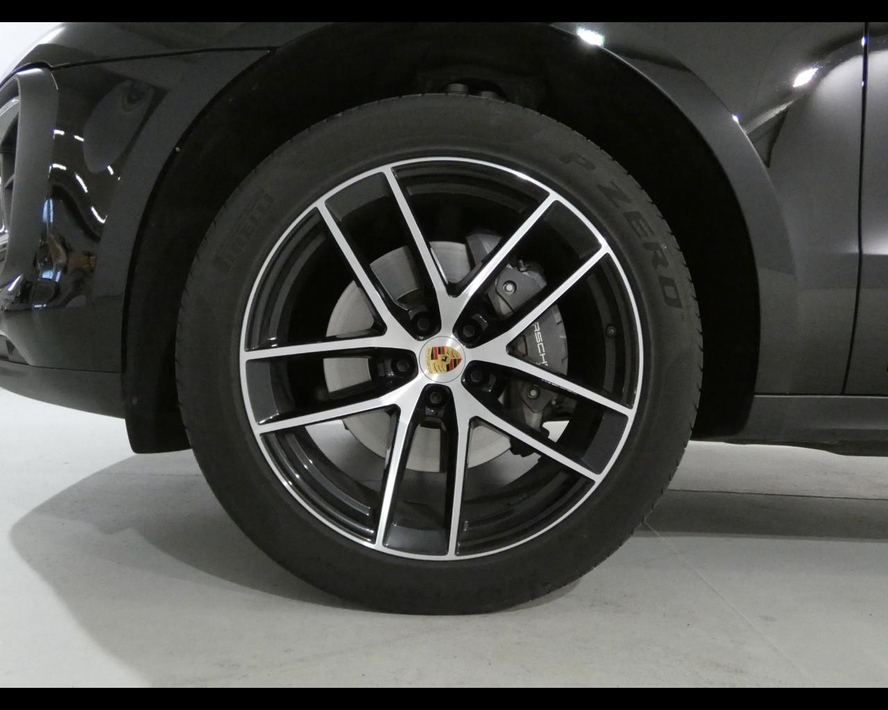 PORSCHE Macan - 2.0