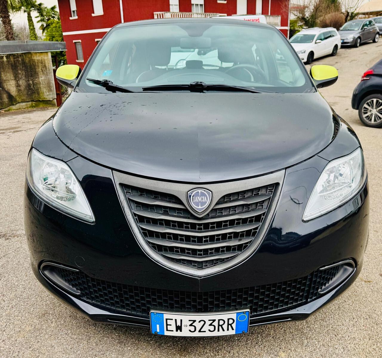 Lancia Ypsilon 1.2 69 CV 5 porte