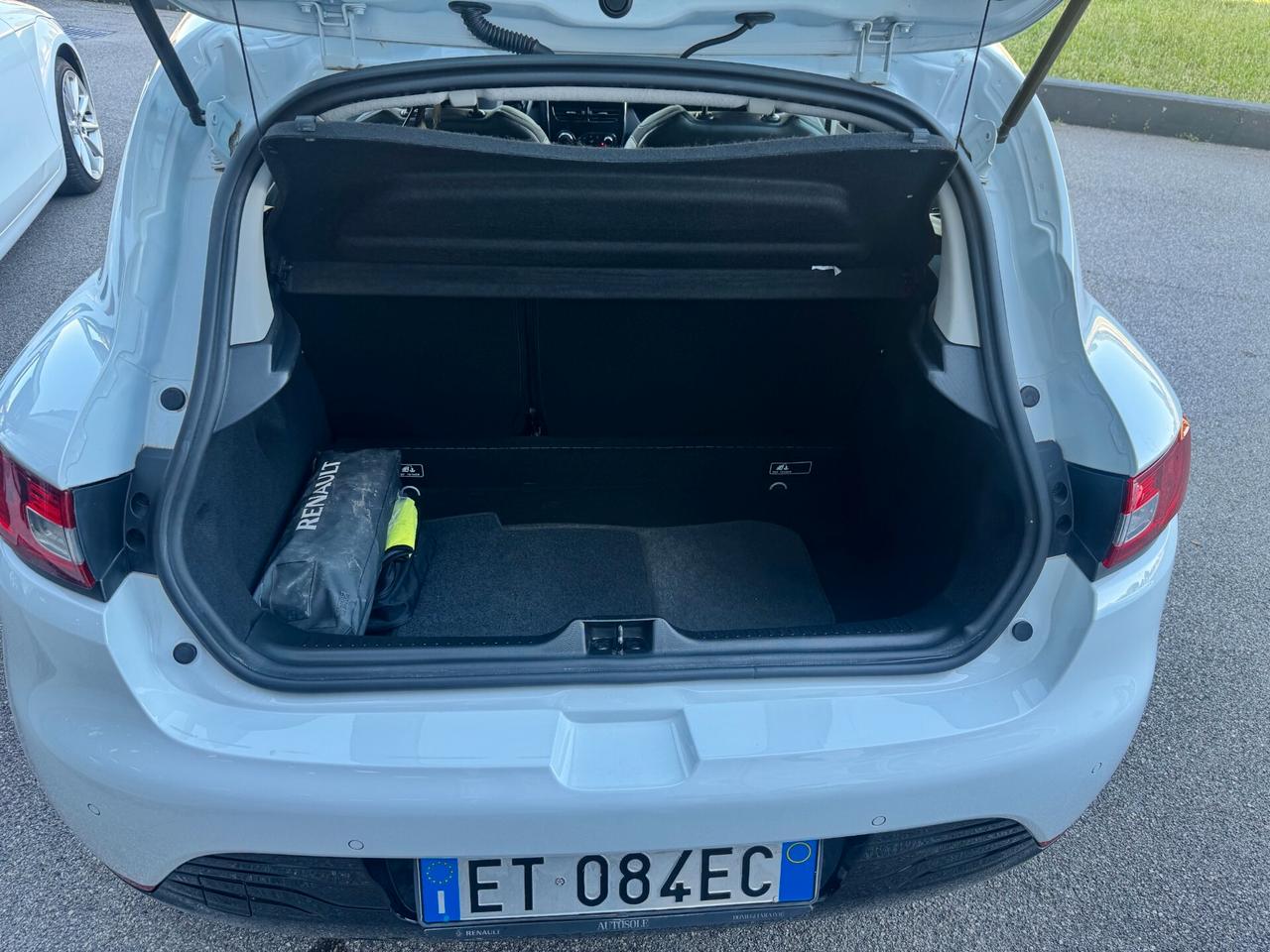 Renault Clio 1.2 75CV GPL NEOPATENTATI