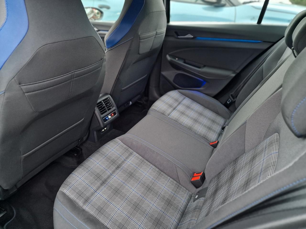 Volkswagen Golf 1.4 Plug-In Hybrid DSG GTE 245 full ,led ,