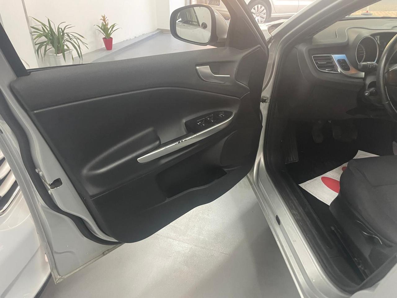 Alfa Romeo Giulietta 1.6 JTDm-2 105 CV Progression
