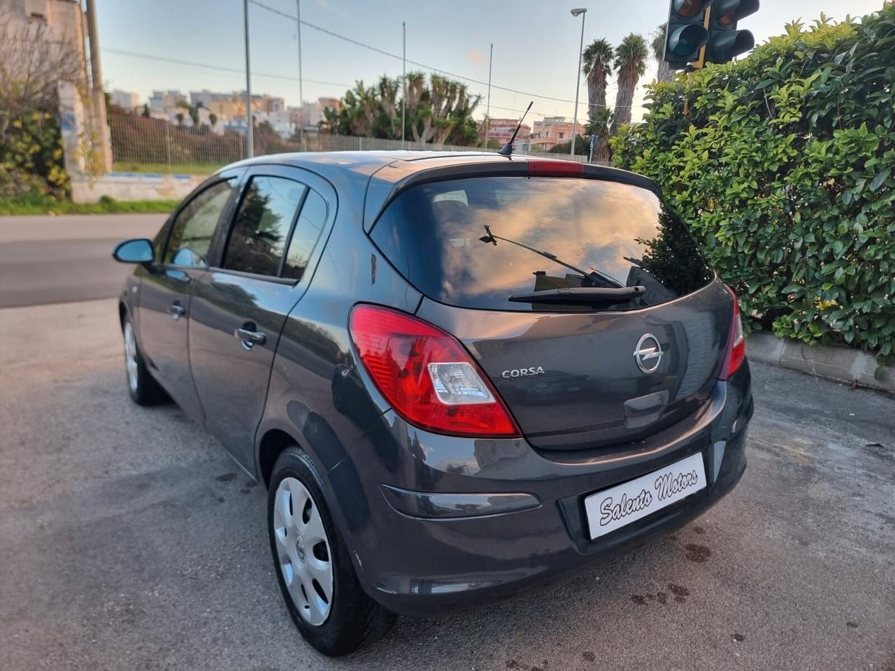 Opel Corsa 1.2 85CV 5 porte GPL-TECH Edition