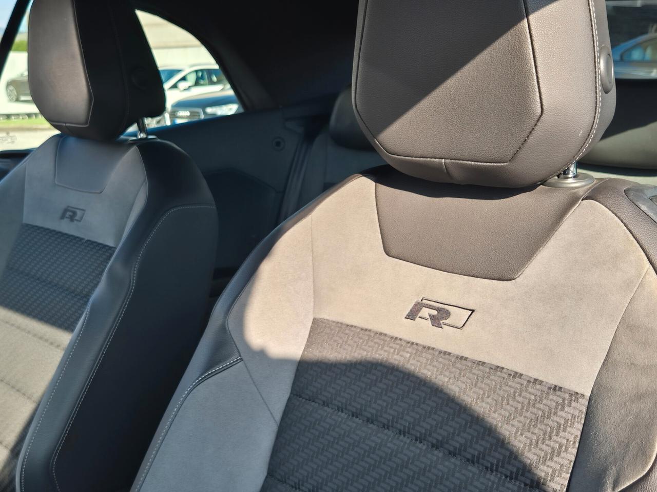 Volkswagen T-Roc 1.5 TSI 150cv DSG R-Line