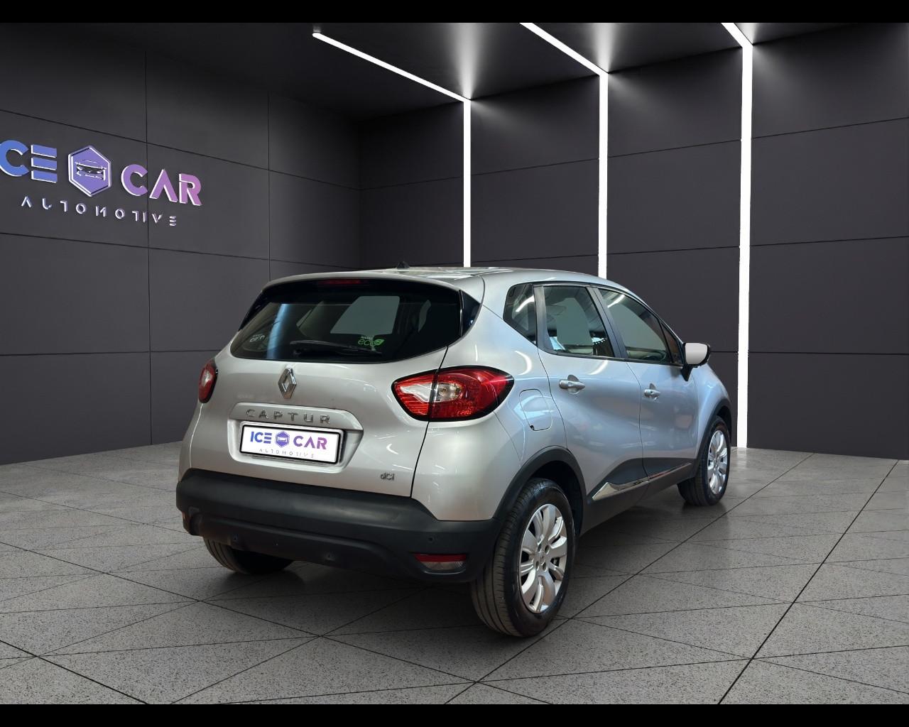 RENAULT Captur 1ª serie - Captur 1.5 dCi 8V 90 CV EDC Start&Stop Excite
