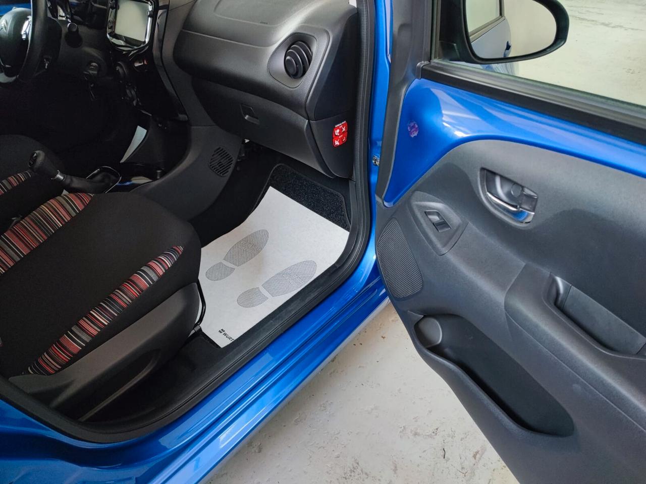 Citroen C1 VTi 72 S&S 5 porte Shine