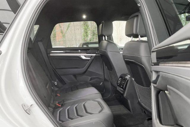 VOLKSWAGEN Touareg 3.0 V6 TDI SCR Elegance