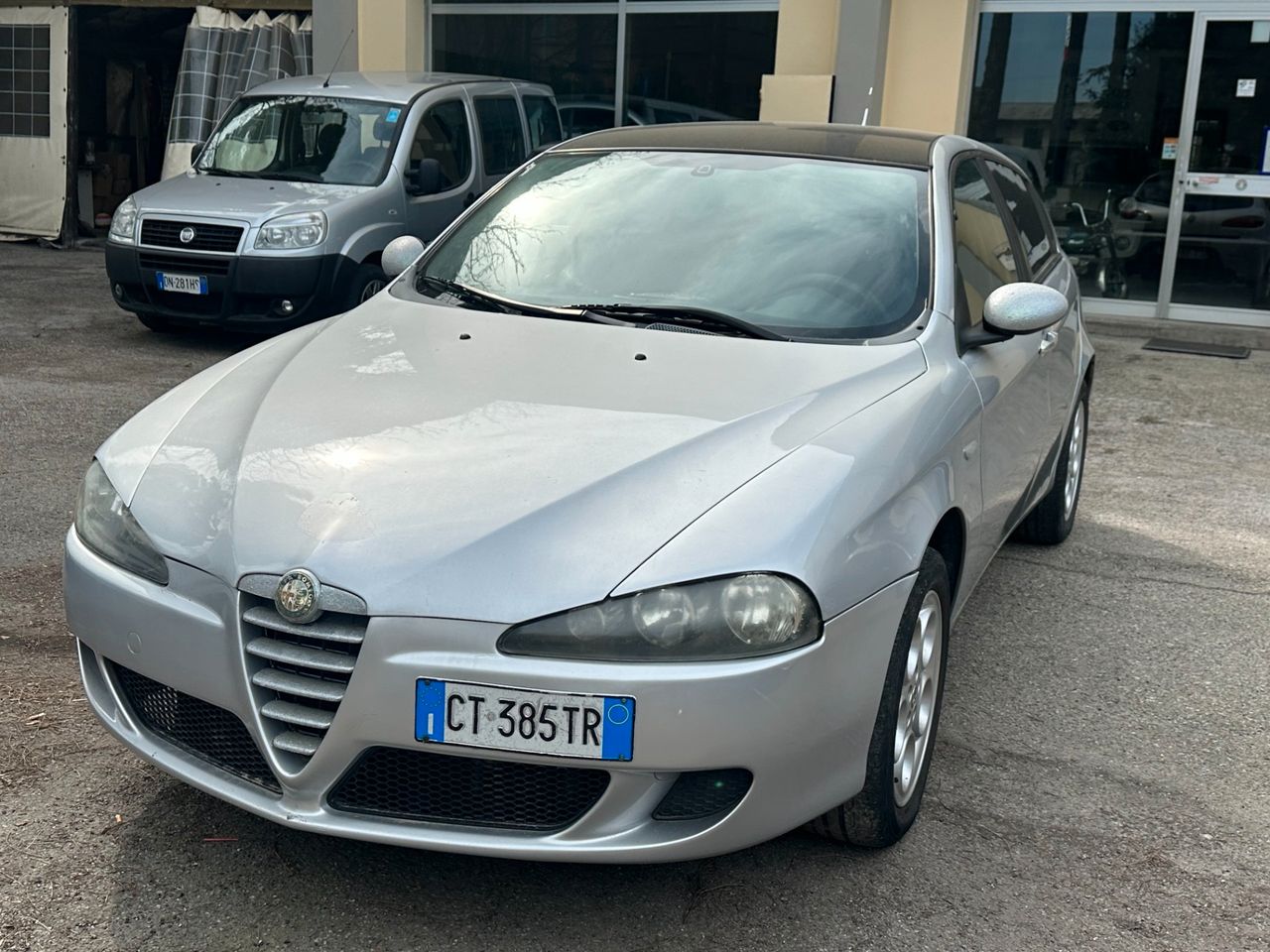 Alfa Romeo 147 1.9 JTD M-JET 16V 5 porte Dist.