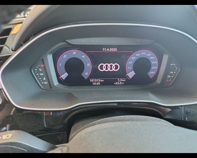 AUDI Q3 35 TDI S tronic Business Advanced