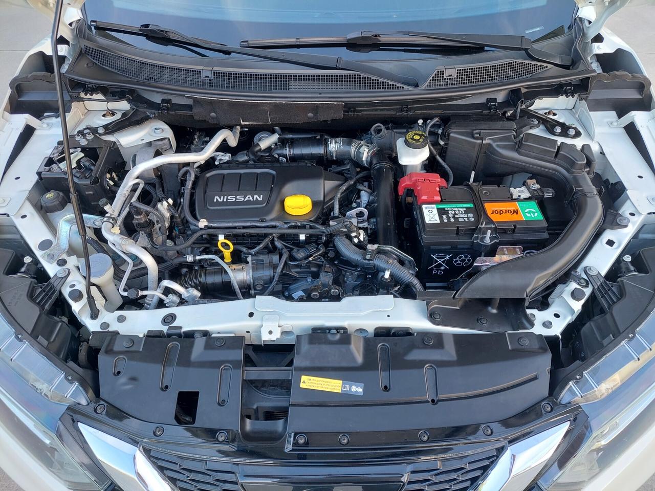 Nissan Qashqai 1.6 dCi 131CV TETTO P.