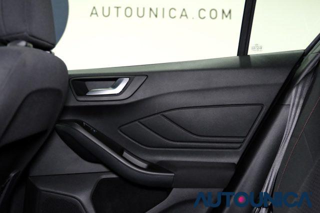 FORD Focus 1.5 ECOBOOST ST-LINE AUTOMATICA 5 PORTE