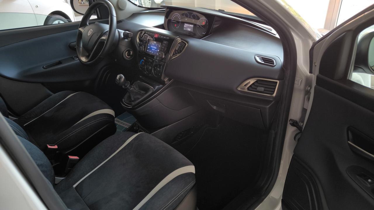 Lancia Ypsilon 1.2 69 CV 5 porte GPL Ecochic Mya