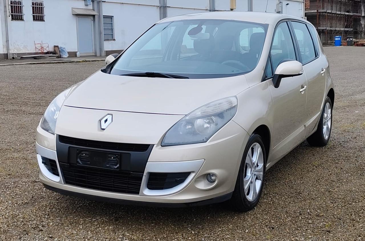 Renault Scenic Scénic X-Mod 1.5 dCi 110CV Luxe