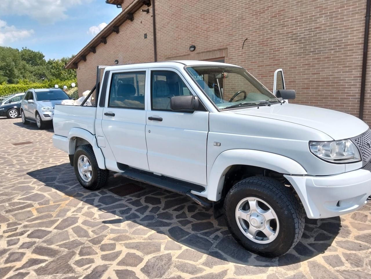 uaz patriot pick up 2700 gpl 5 posti