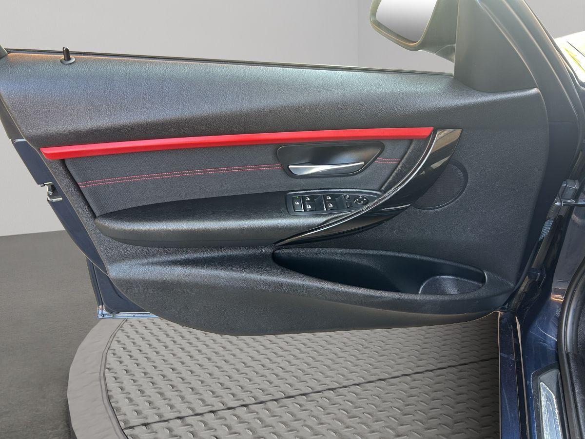 BMW - Serie 3 - 320d 190cv xDrive Msport