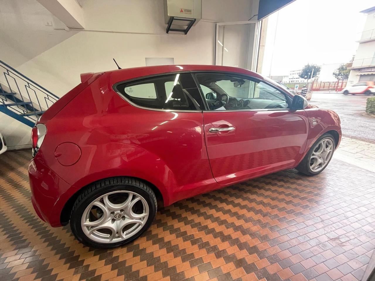 Alfa Romeo MiTo 1.4 T 135 CV GPL Distinctive Sport Pack
