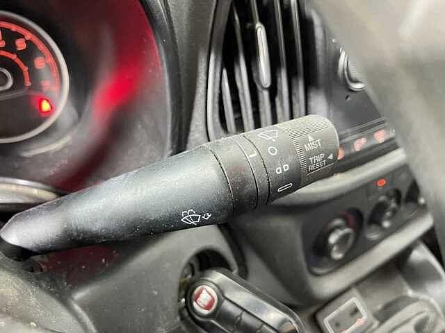 Fiat Doblò 2.0 MJT PC Combi N1 SX E5+