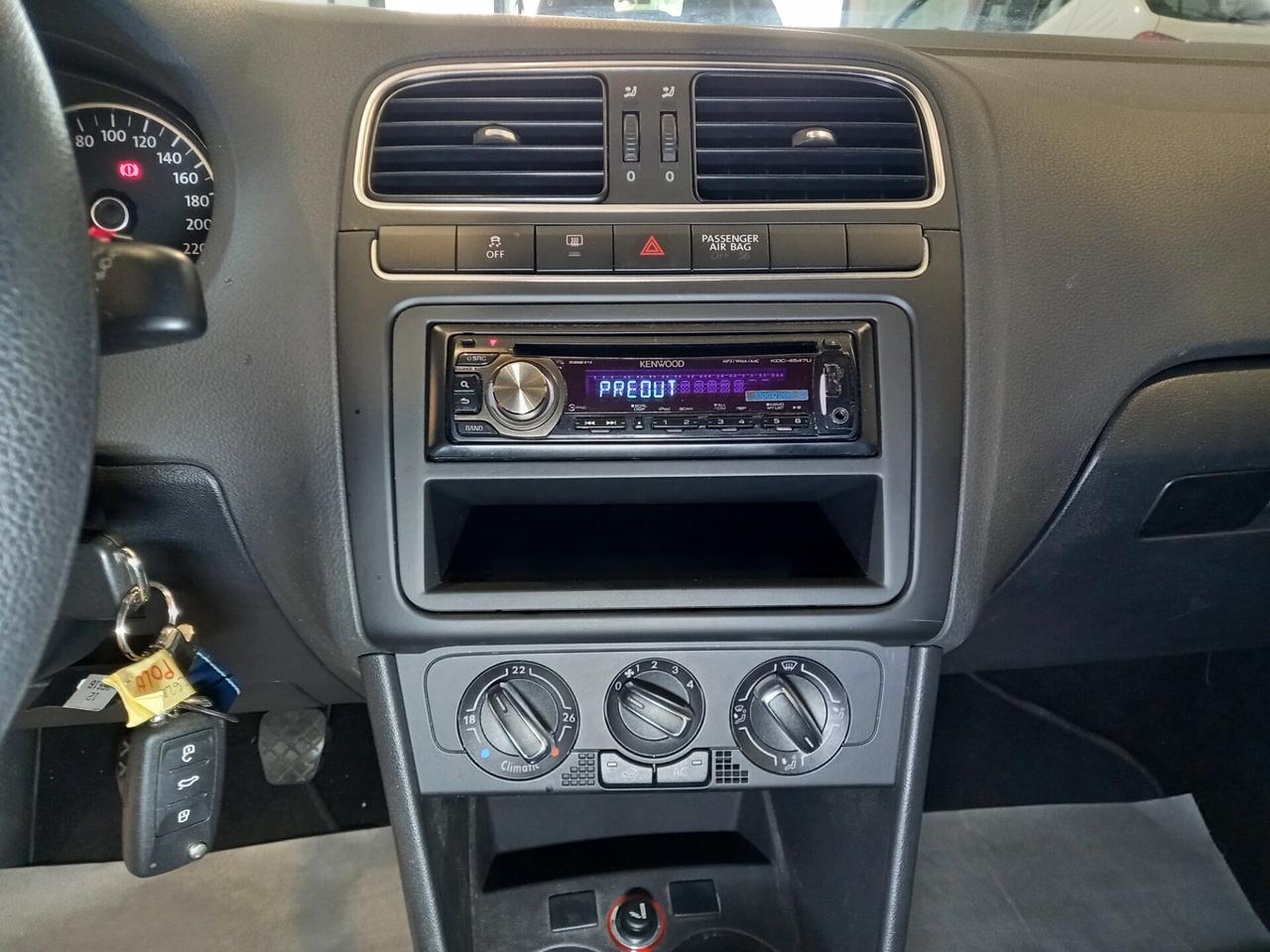 Volkswagen Polo VENDUTA