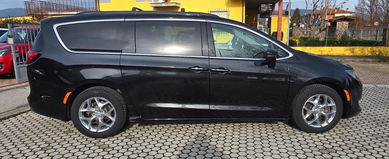 Chrysler Pacifica 3.6 Limited automatica