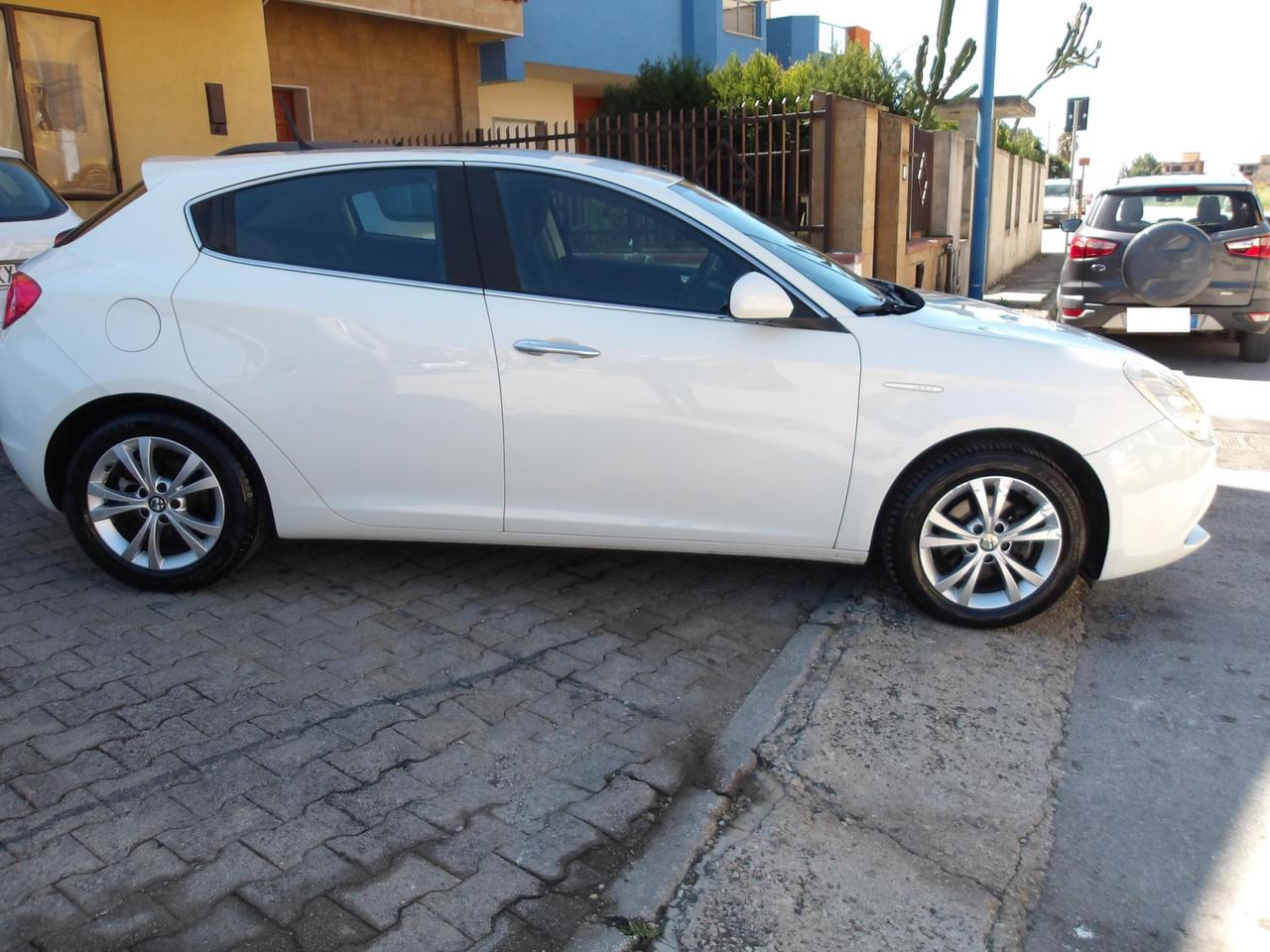 Alfa Romeo Giulietta 1.6 jtdm(2) Giulietta Distinctive