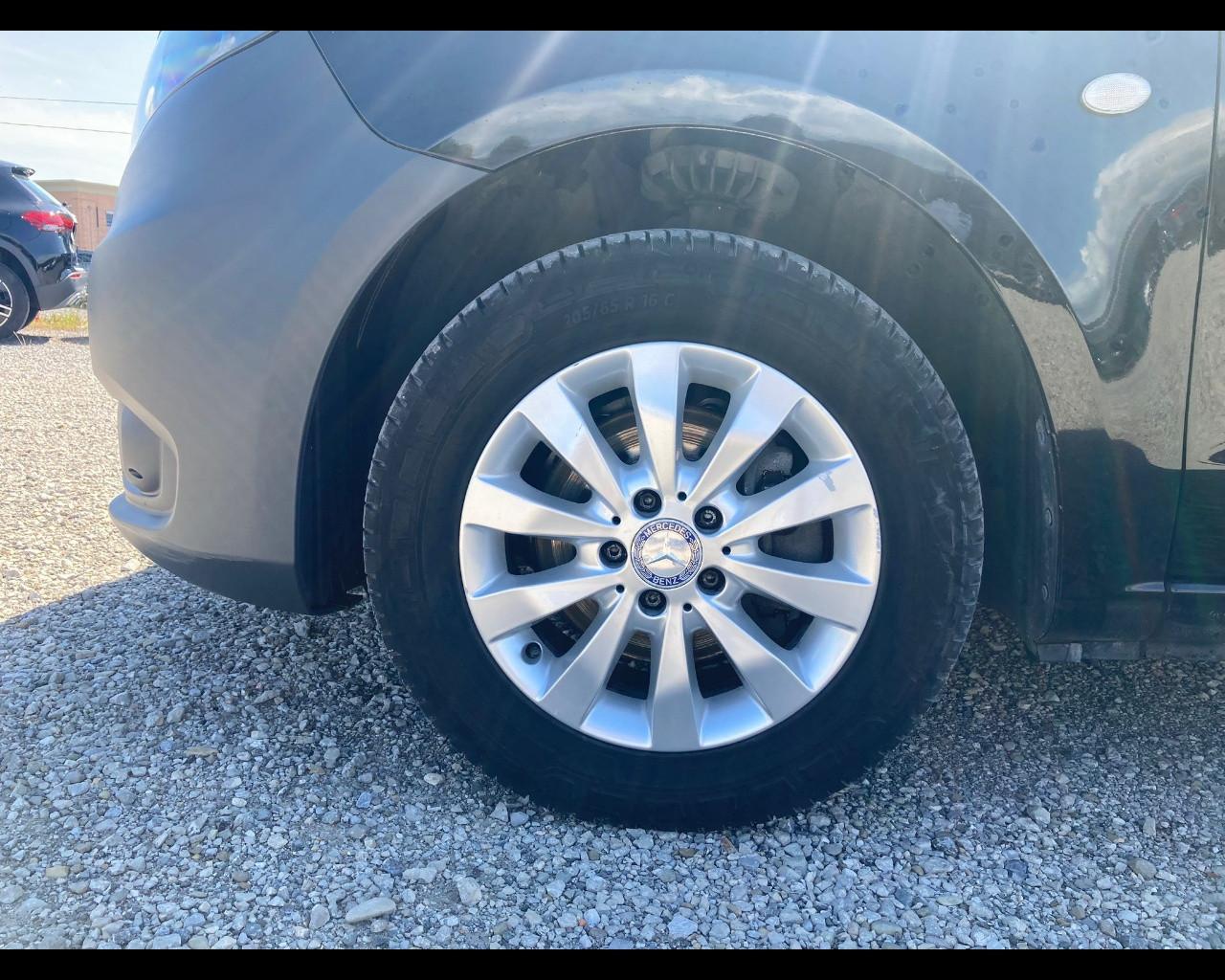 Mercedes-Benz Vito (4 serie) - Vito 2.2 114 CDI PC 9 posti Compact