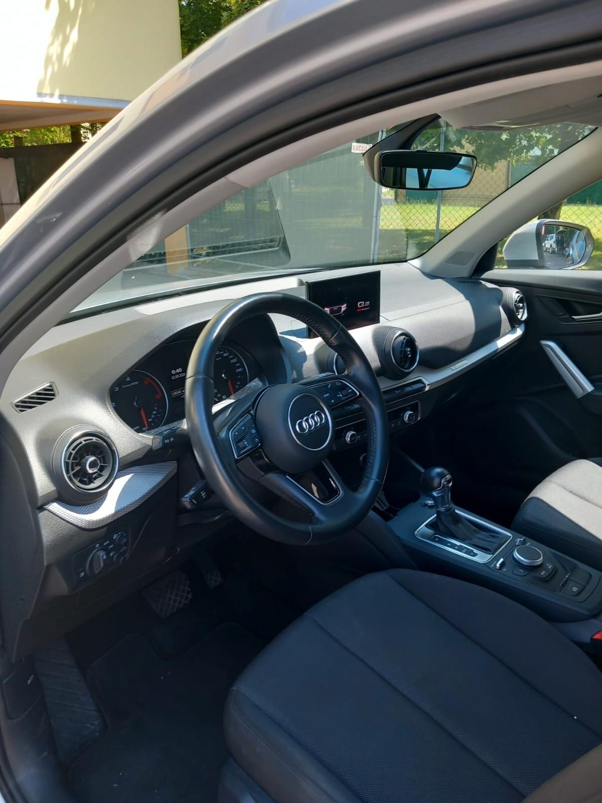 Audi Q2 30 TDI Business