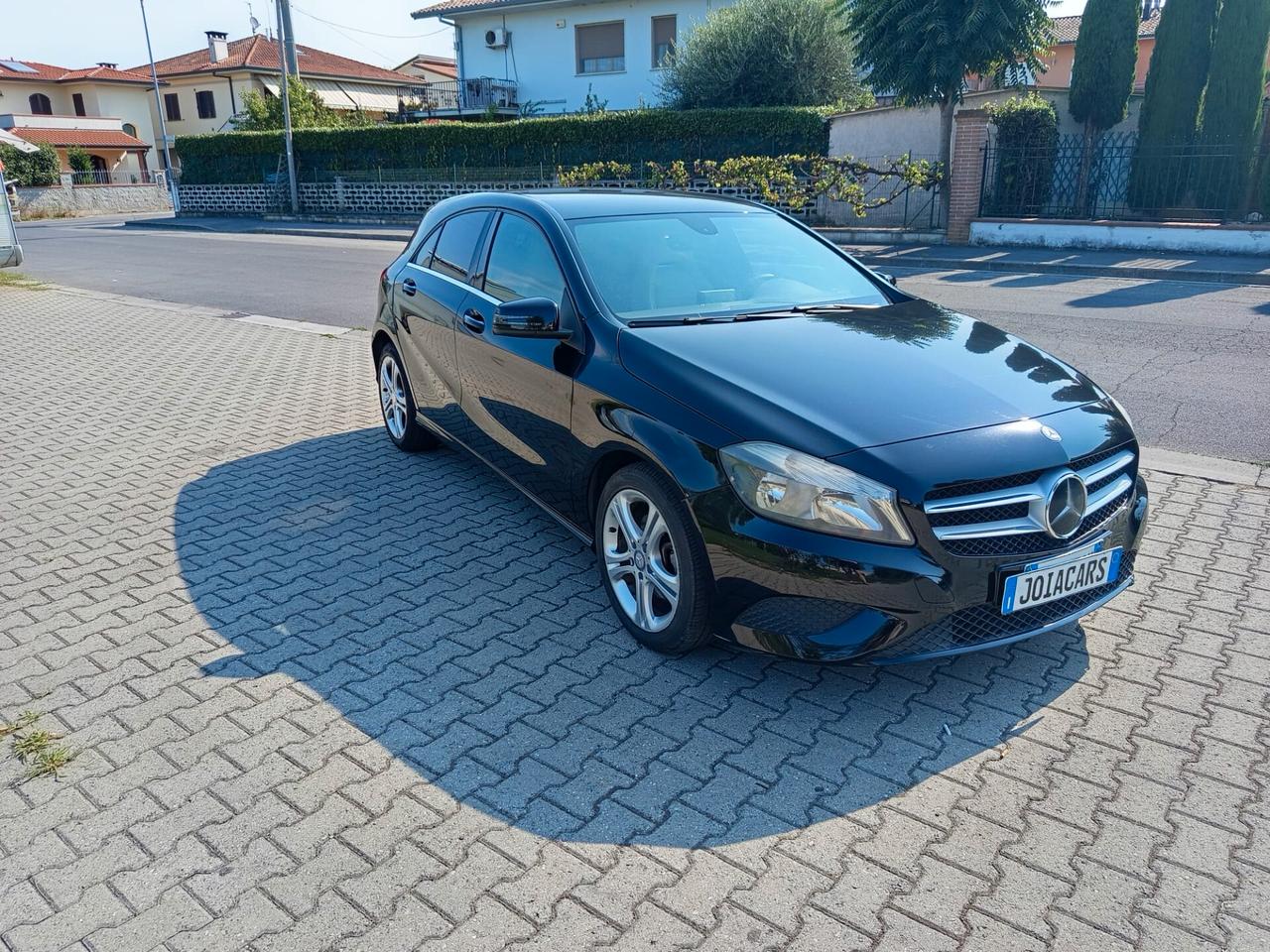 Mercedes-benz A 180 BlueEFFICIENCY Premium