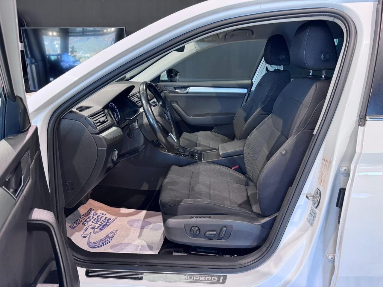 Skoda Superb 2.0 TDI 150 CV SCR DSG Wagon SportLine