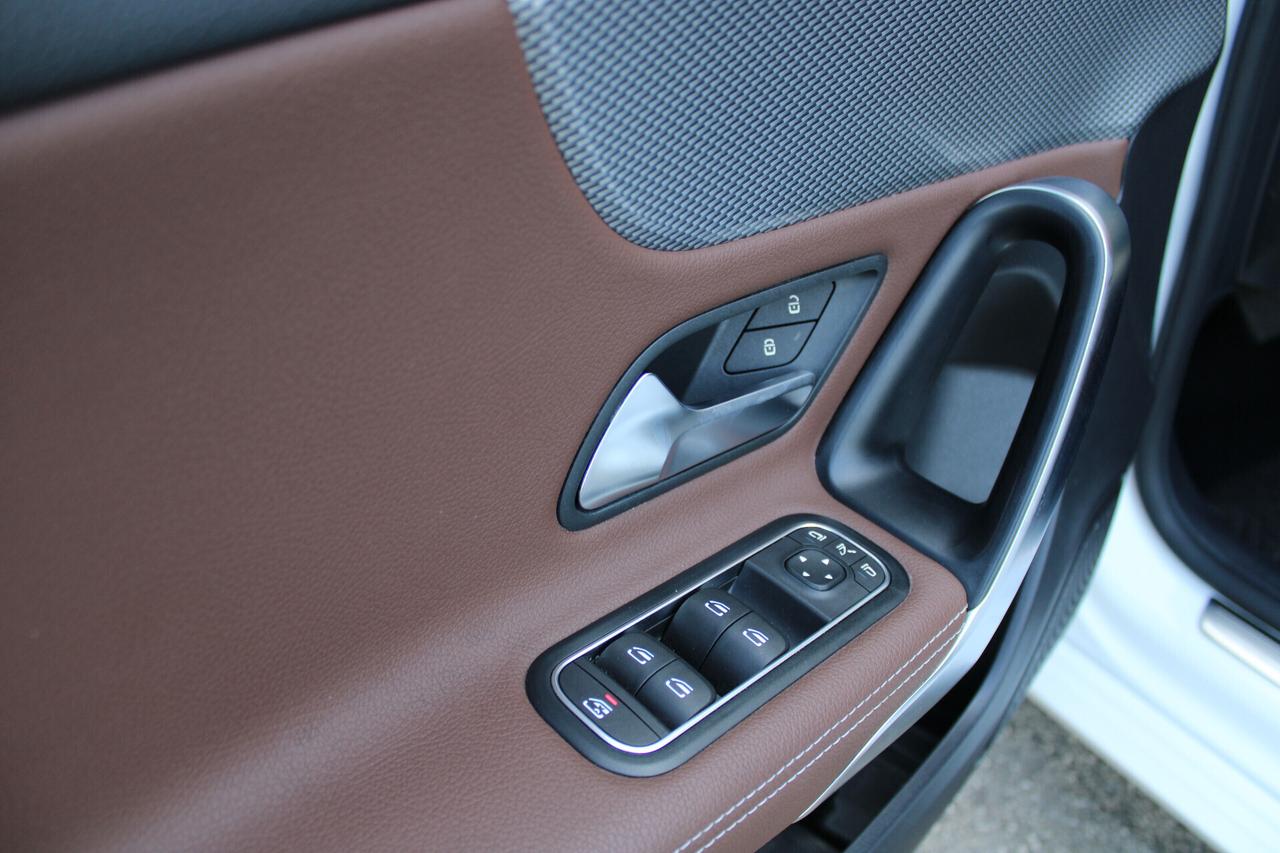 Mercedes-benz A 200 A 200 d Automatic Sport