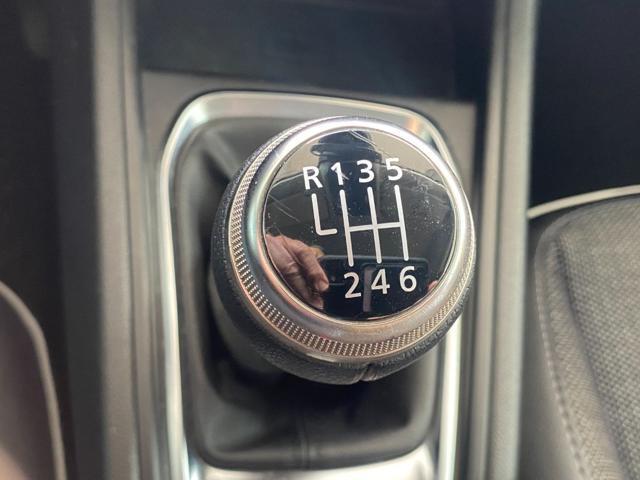 RENAULT CAPTUR TCe 90 CV TECHNO 6 MARCE