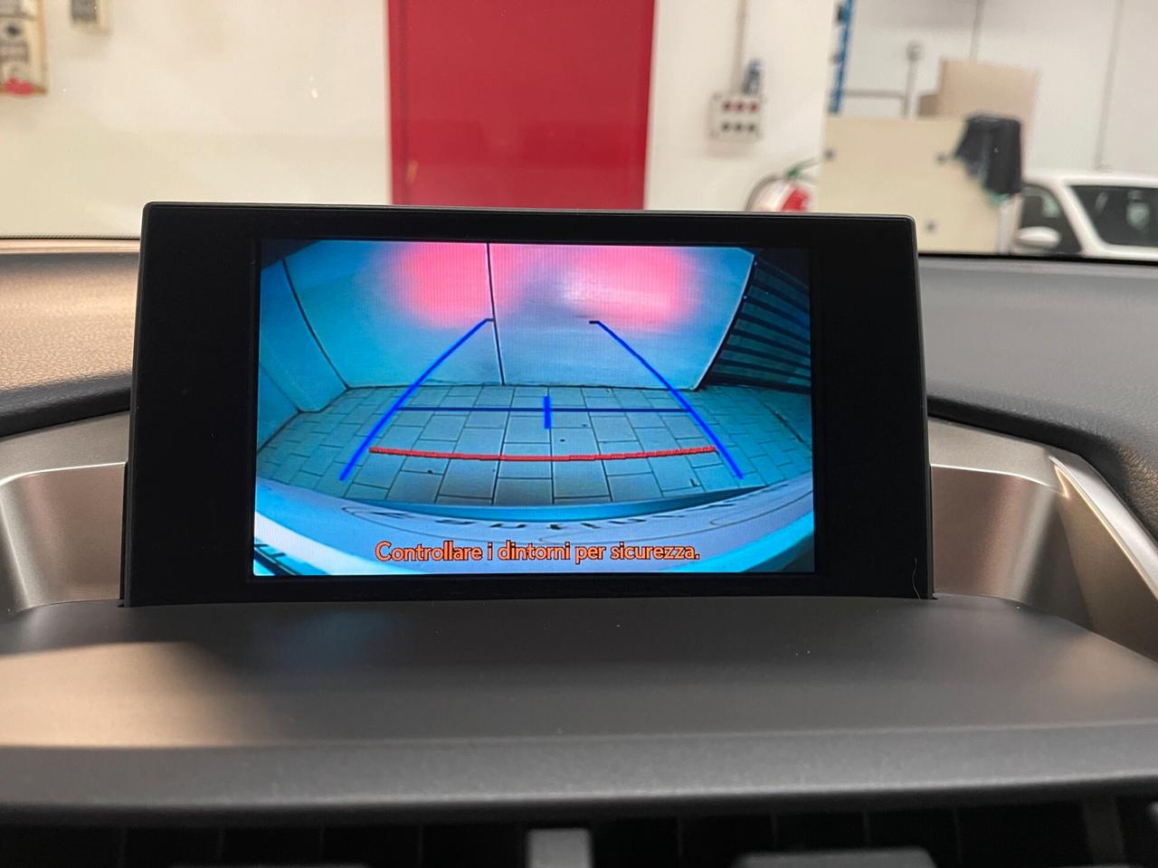 Lexus NX 300h 2.5 Executive 4wd cvt-LEGGI SOTTO