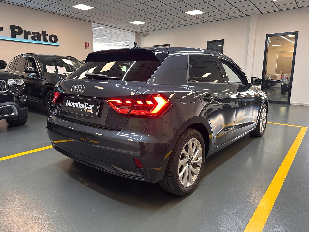 Audi A1 Sportback 25 1.0 tfsi Identity Black s-tronic * AUTOMATICA 49.000 KM *