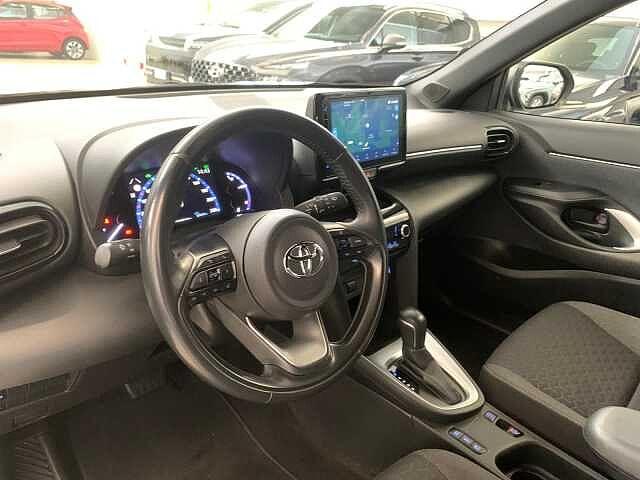Toyota Yaris Cross 1.5 Hybrid 5p. E-CVT AWD-i Trend