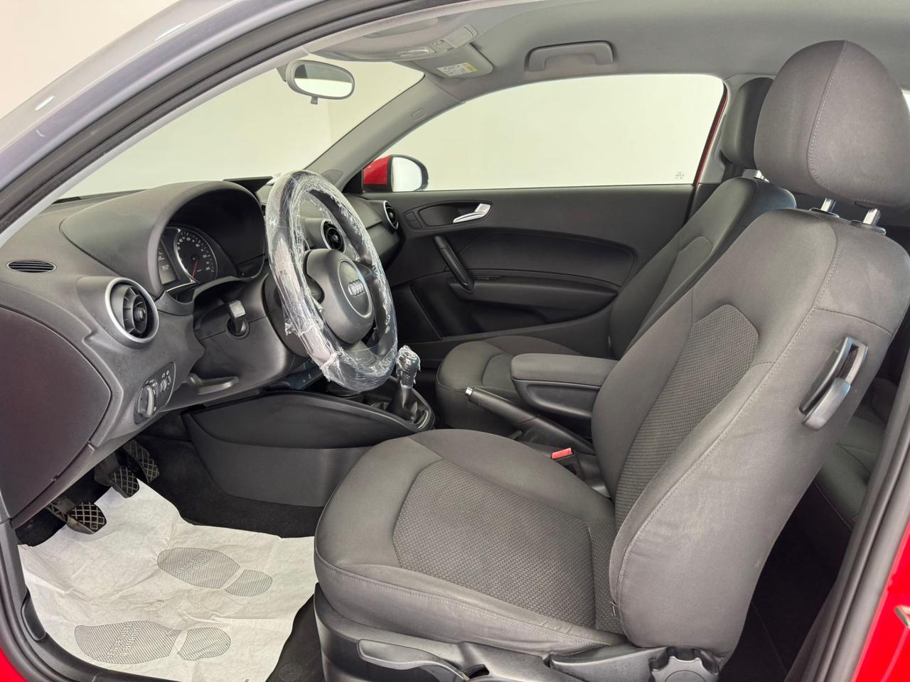 Audi A1 1.4 TDI 90 cv-EURO 6 NEOP OK.-GARANTITA-2015