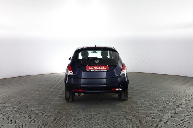 LANCIA Ypsilon Ypsilon 1.2 69 CV 5 porte Silver