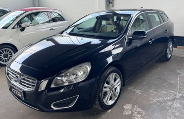 Volvo V60 D2 1.6 Powershift Summum