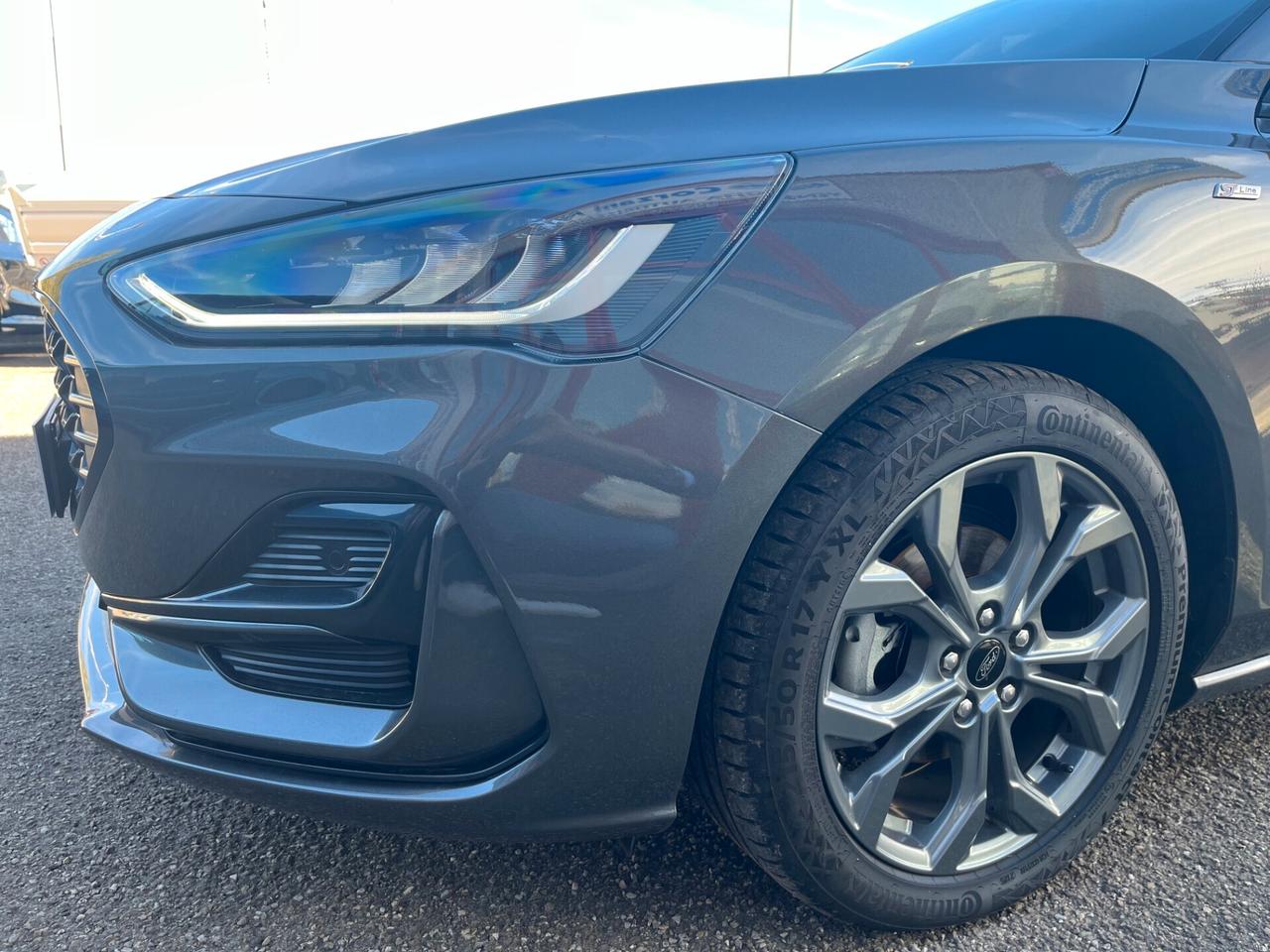 Ford Focus 1.0 EcoBoost Hybrid 125 CV 5p. ST-Line