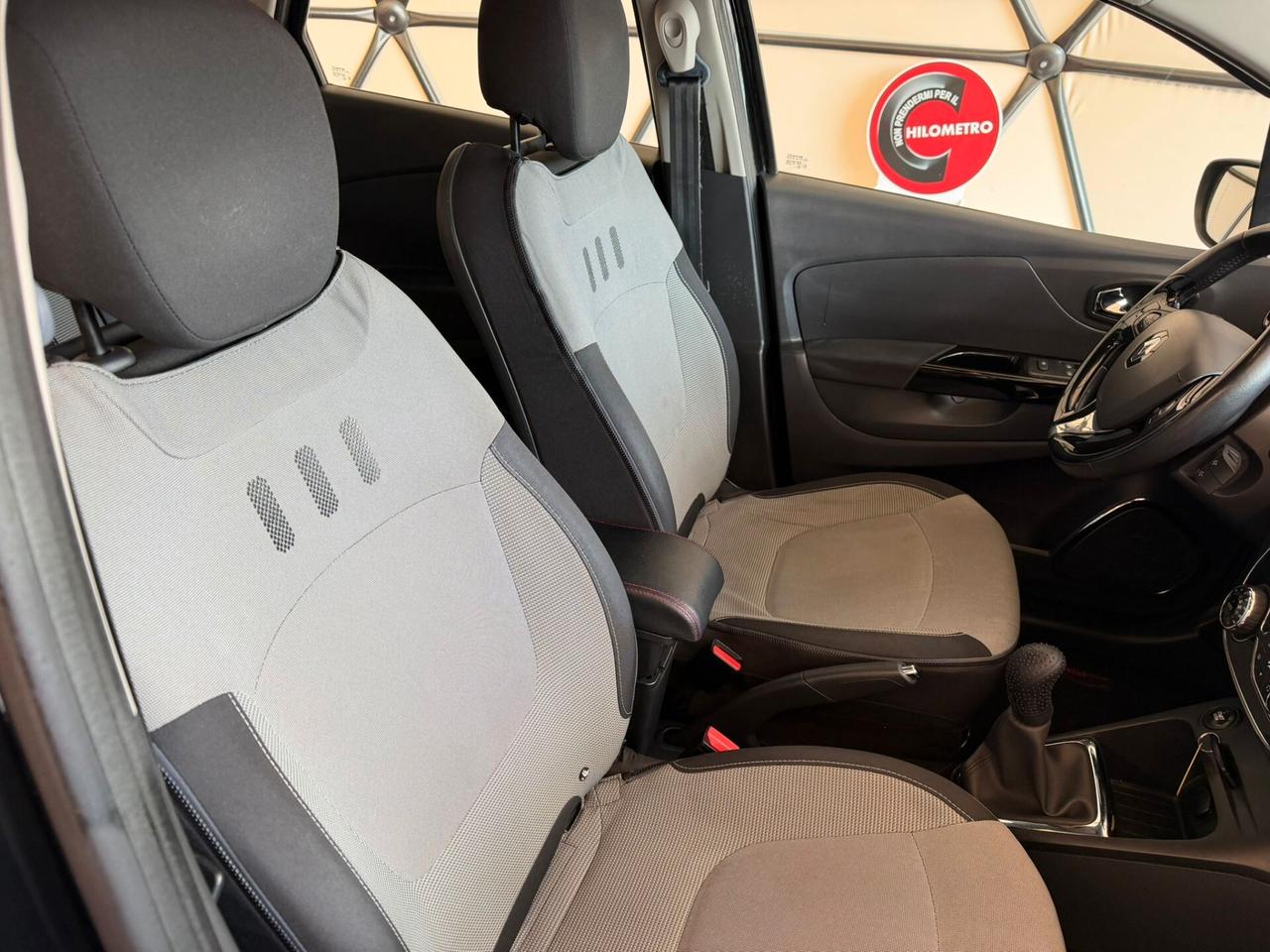 Renault Captur 1.5 DCI 110CV INTENS