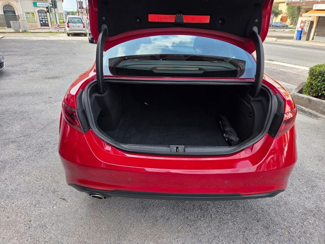 ALFA ROMEO GIULIA 2.2TD 160CV 118KW AUTOM NAV-2019