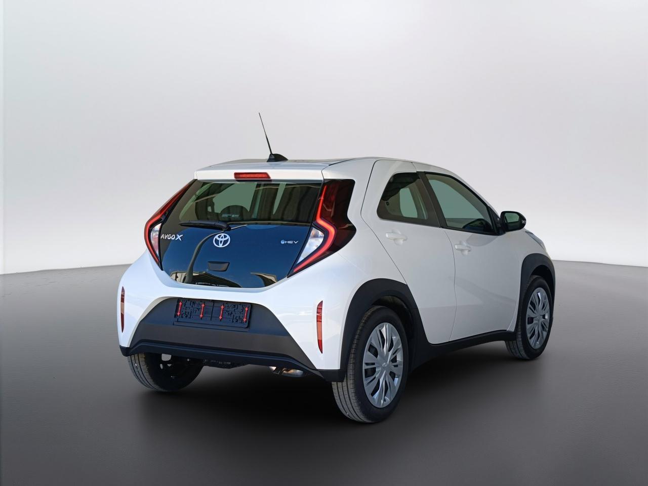 TOYOTA AYGO X HEV MC26